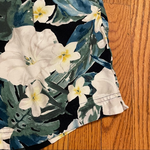 J. Jill Floral Shorts - Picture 2 of 6